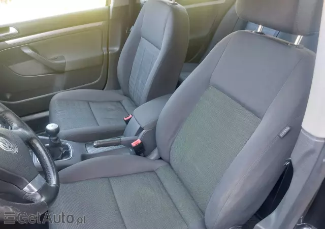 VOLKSWAGEN Golf Comfortline