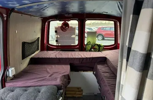 VOLKSWAGEN TRANSPORTER 