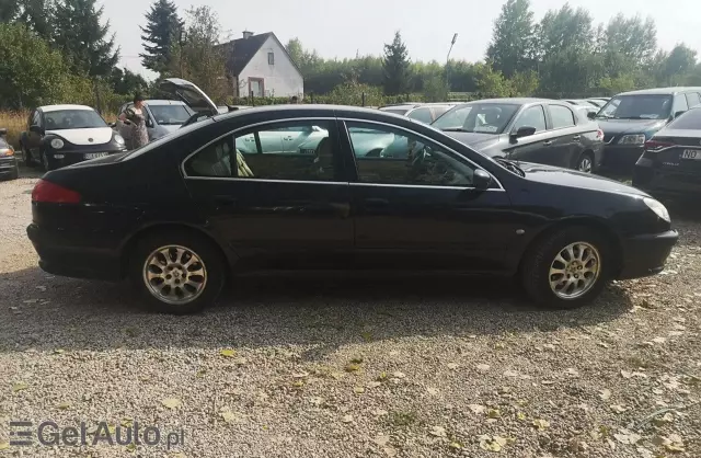 PEUGEOT 607 