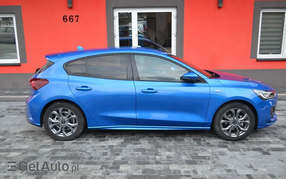 FORD Focus 1.0 EcoBoost Start-Stopp-System ST-LINE
