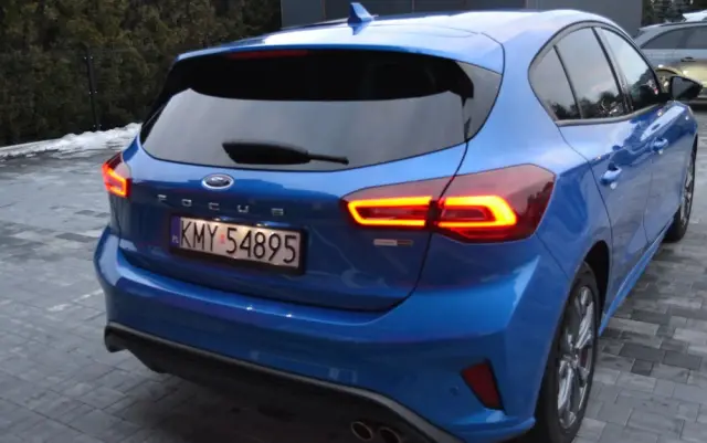 FORD Focus 1.0 EcoBoost Start-Stopp-System ST-LINE