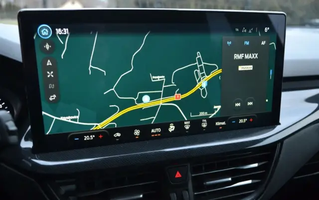 FORD Focus 1.0 EcoBoost Start-Stopp-System ST-LINE