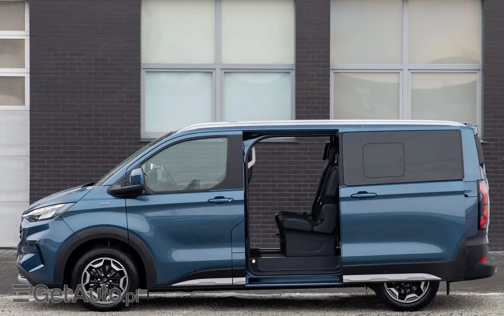 FORD Tourneo Custom 