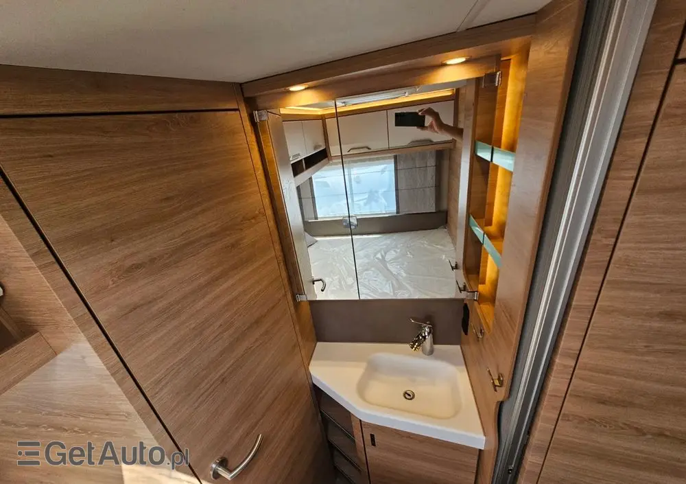 KNAUS Sudwind 550 FSK 