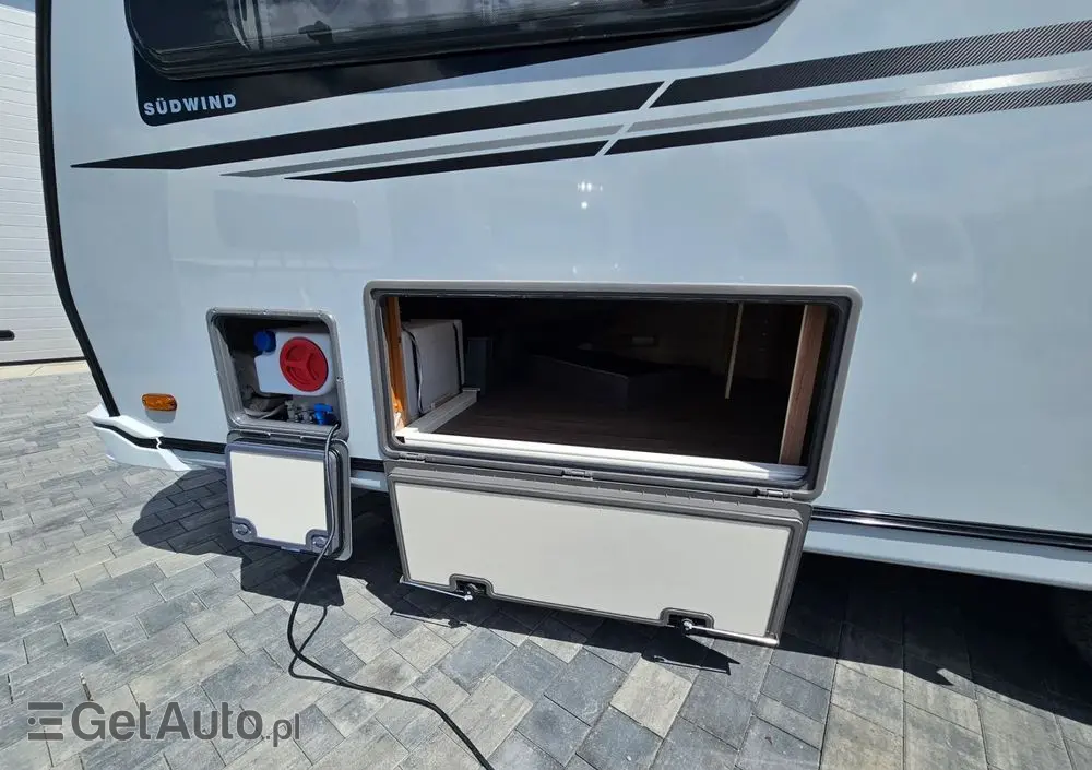 KNAUS Sudwind 550 FSK 