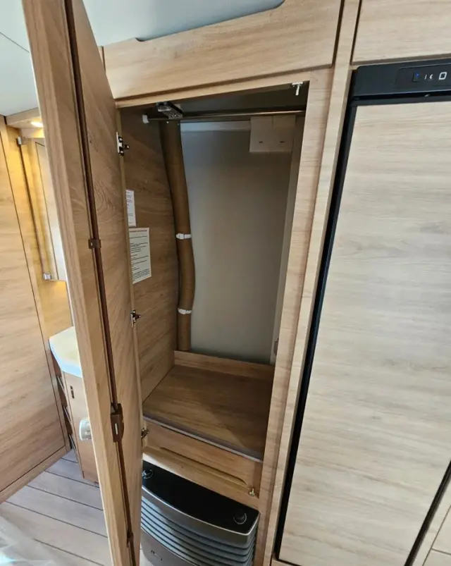 KNAUS Sudwind 550 FSK 