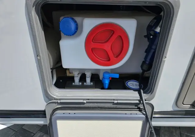 KNAUS Sudwind 550 FSK 