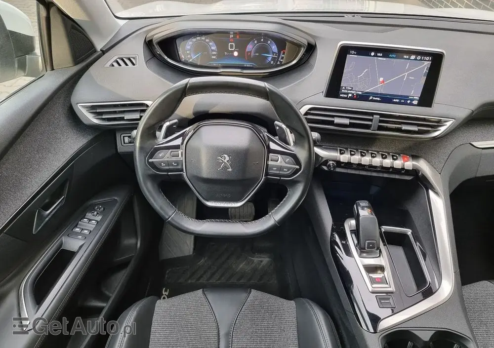 PEUGEOT 3008 1.2 PureTech Allure S&S EAT6