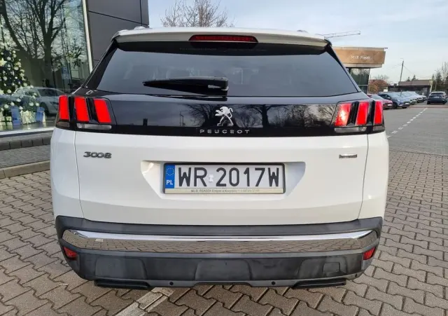 PEUGEOT 3008 1.2 PureTech Allure S&S EAT6