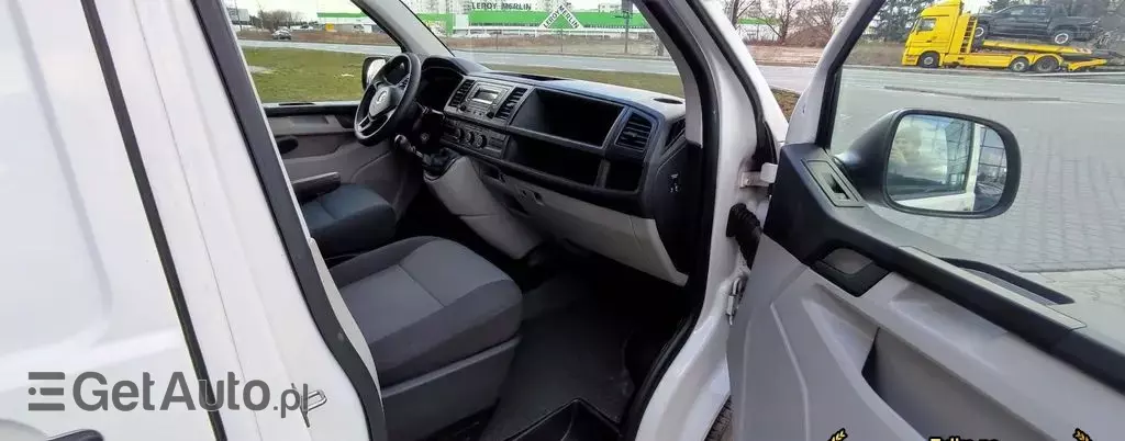 VOLKSWAGEN TRANSPORTER 