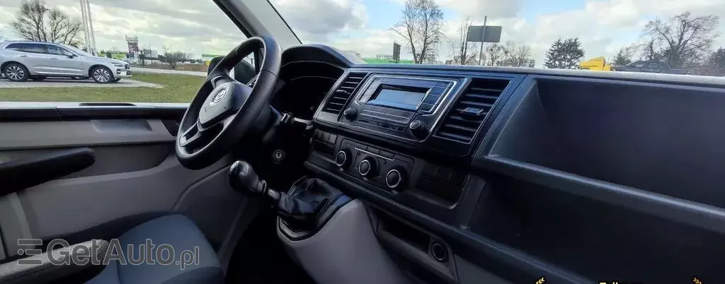 VOLKSWAGEN TRANSPORTER 