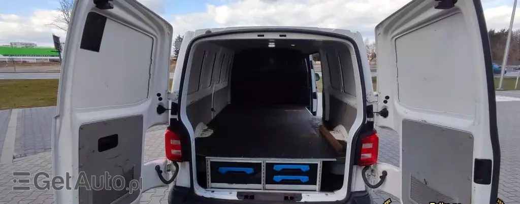VOLKSWAGEN TRANSPORTER 