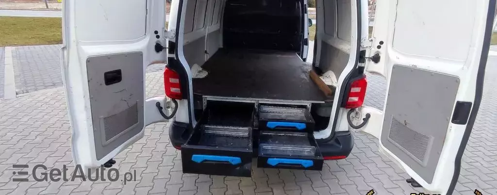 VOLKSWAGEN TRANSPORTER 