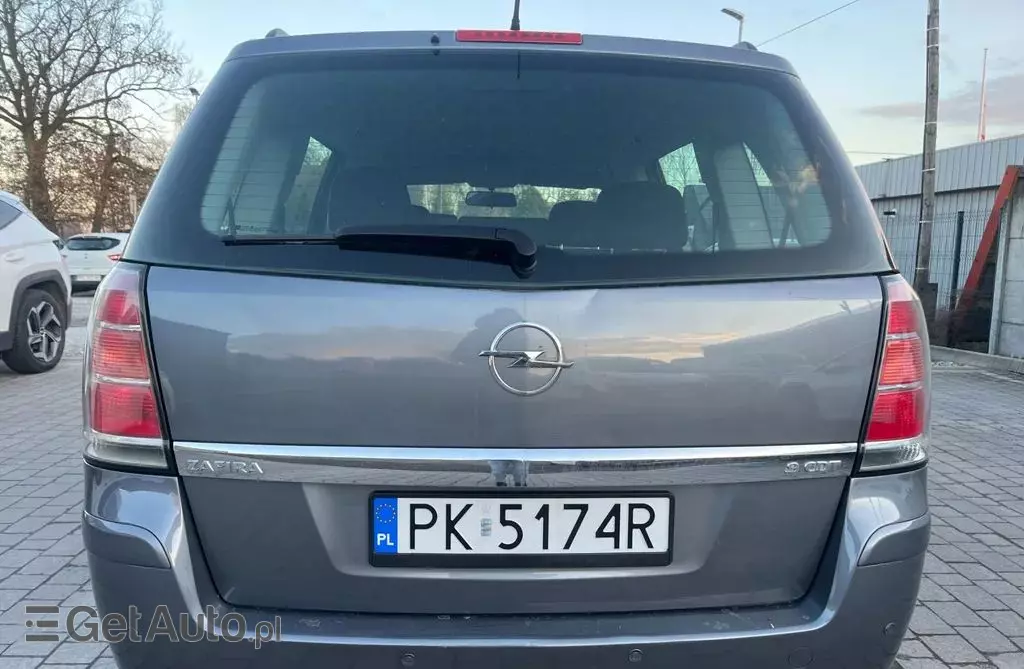 OPEL Zafira 