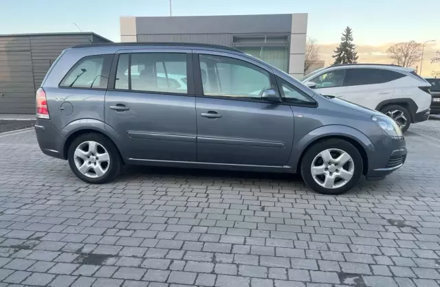 OPEL Zafira 