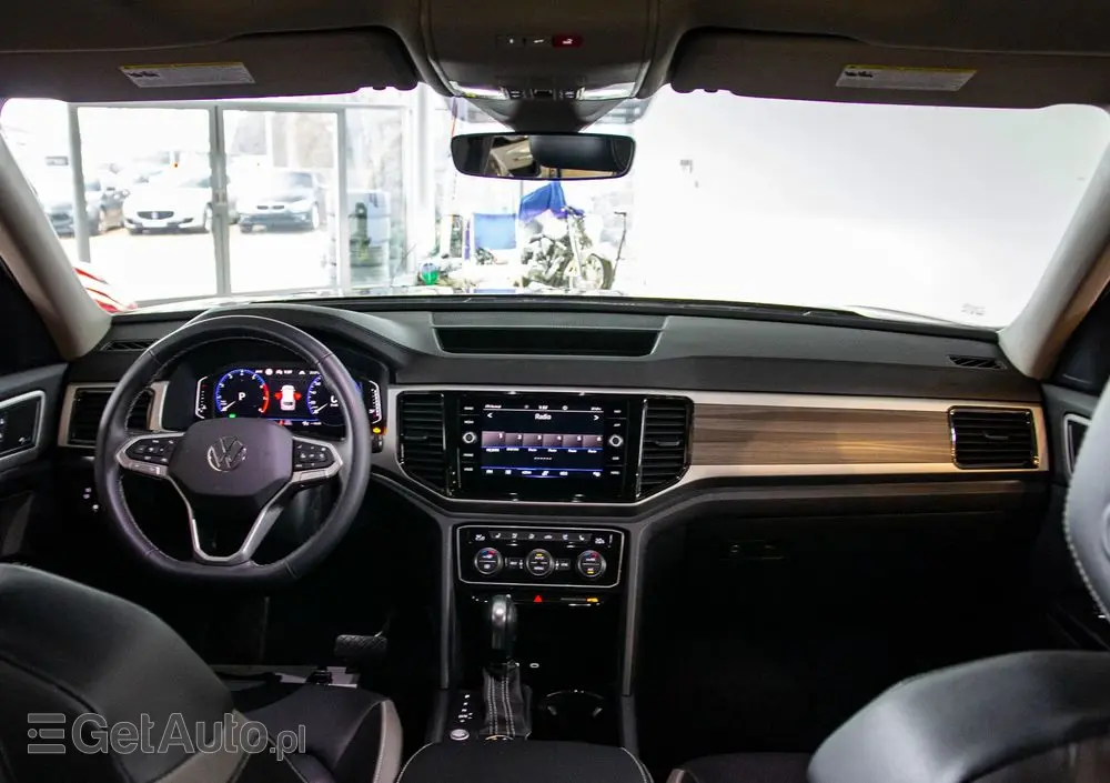 VOLKSWAGEN Atlas 