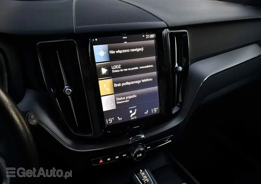 VOLVO XC 60 D5 SCR AWD R-Design