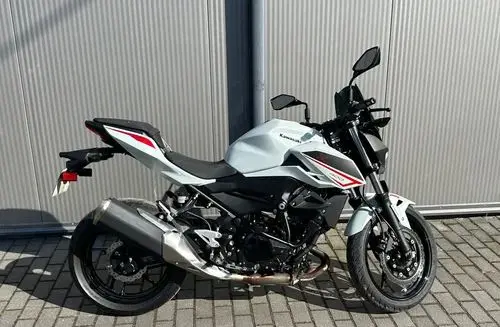 KAWASAKI Z 400 