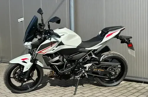 KAWASAKI Z 400 