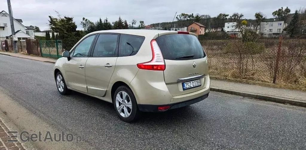 RENAULT Grand Scenic 