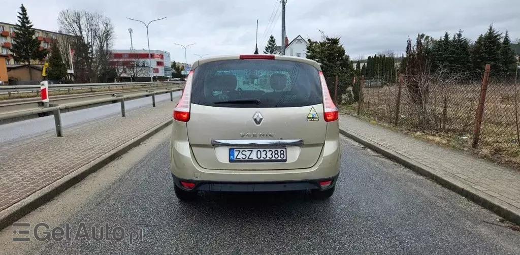 RENAULT Grand Scenic 
