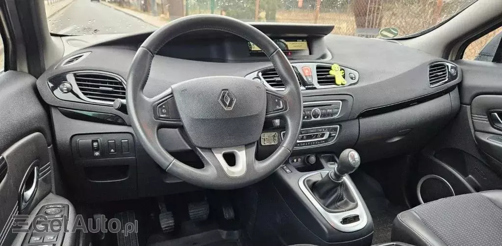 RENAULT Grand Scenic 