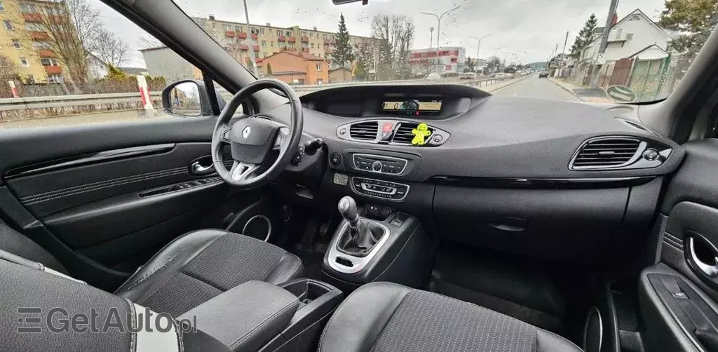 RENAULT Grand Scenic 