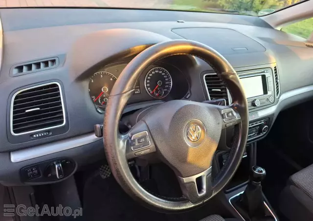 VOLKSWAGEN Sharan 2.0 TDI DPF BlueMotion Comfortline