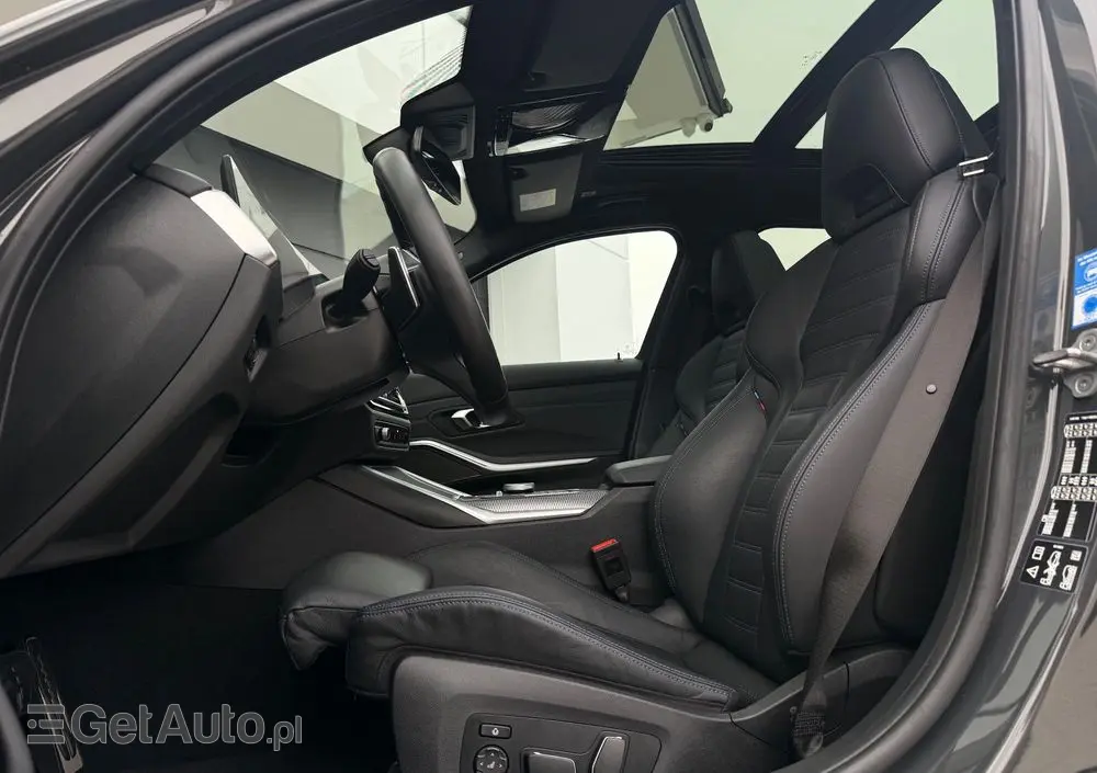 BMW Seria 3 320d xDrive M Sport Shadow