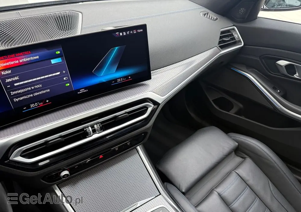 BMW Seria 3 320d xDrive M Sport Shadow