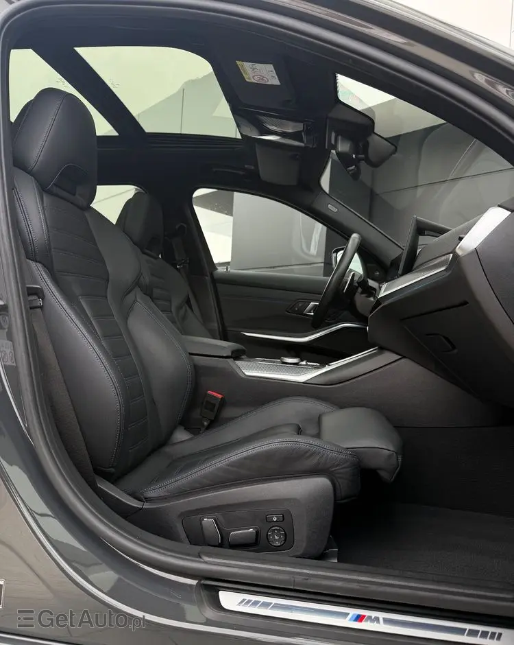 BMW Seria 3 320d xDrive M Sport Shadow