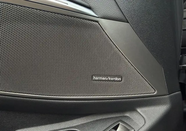 BMW Seria 3 320d xDrive M Sport Shadow