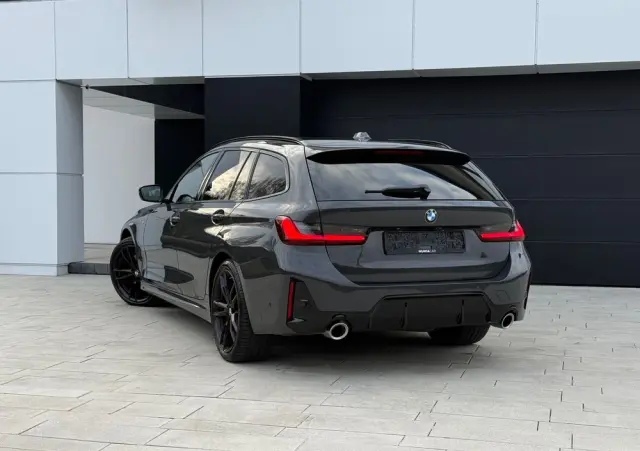 BMW Seria 3 320d xDrive M Sport Shadow