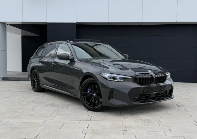 BMW Seria 3 320d xDrive M Sport Shadow