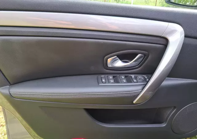 RENAULT Laguna DCi 110 FAP Limited