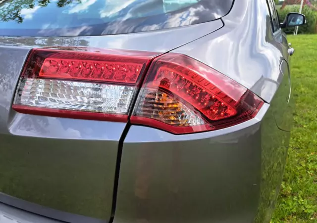 RENAULT Laguna DCi 110 FAP Limited