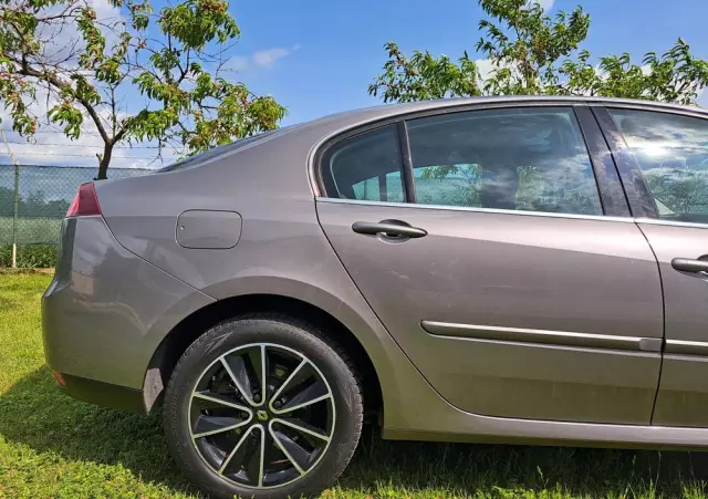 RENAULT Laguna DCi 110 FAP Limited