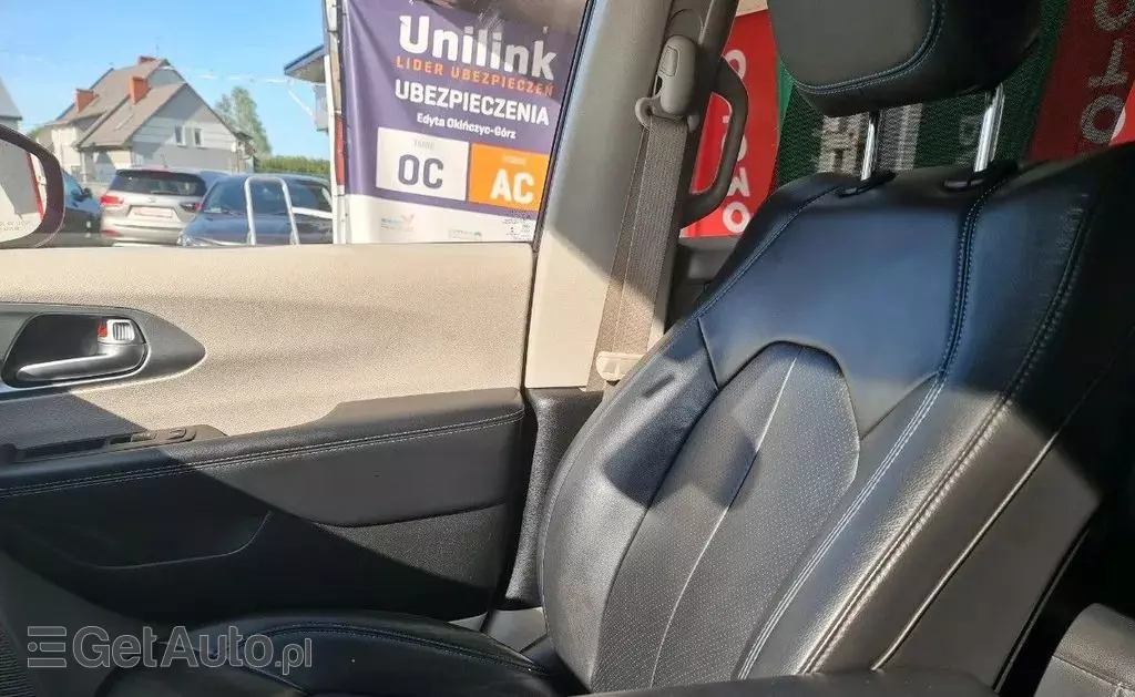 CHRYSLER Pacifica 3.6 V6 (264 KM) Hybrid CVT