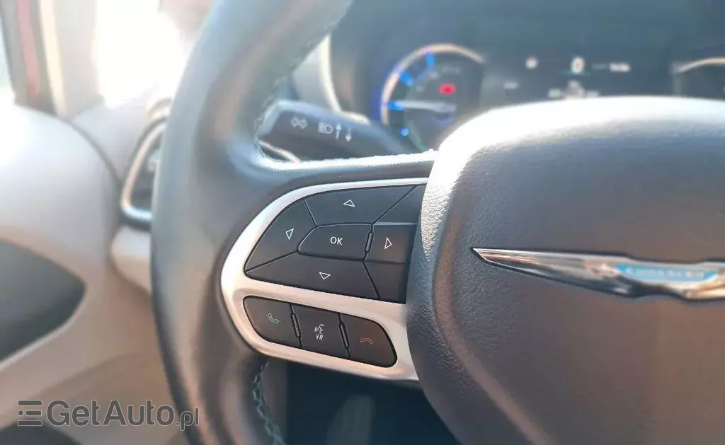 CHRYSLER Pacifica 3.6 V6 (264 KM) Hybrid CVT