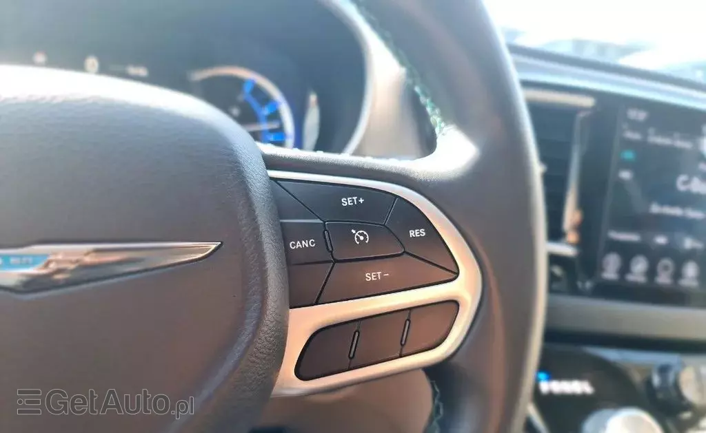 CHRYSLER Pacifica 3.6 V6 (264 KM) Hybrid CVT