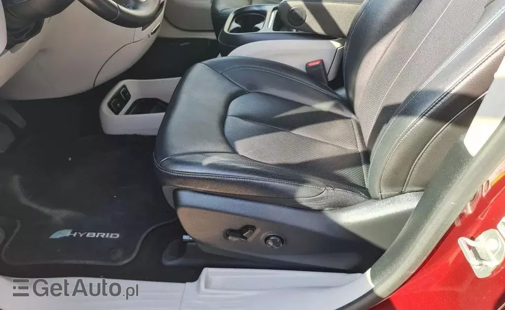 CHRYSLER Pacifica 3.6 V6 (264 KM) Hybrid CVT