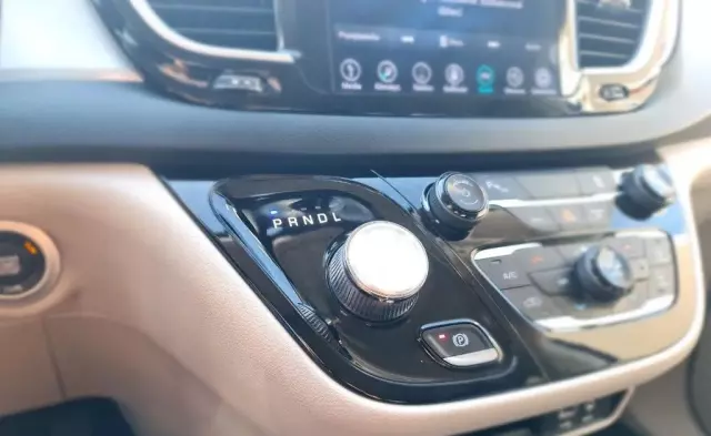 CHRYSLER Pacifica 3.6 V6 (264 KM) Hybrid CVT