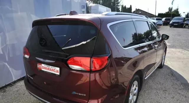 CHRYSLER Pacifica 3.6 V6 (264 KM) Hybrid CVT