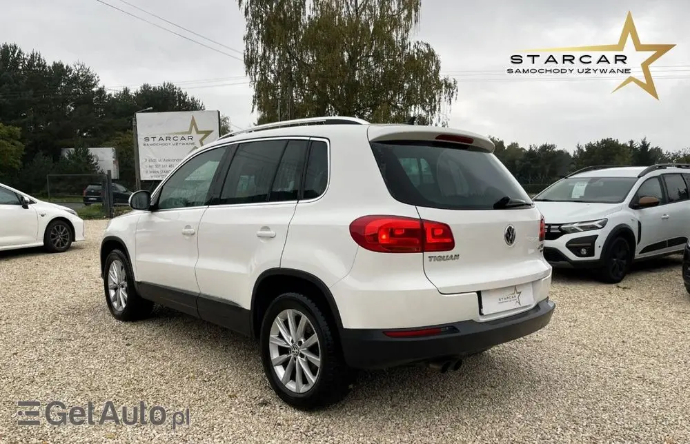 VOLKSWAGEN Tiguan 