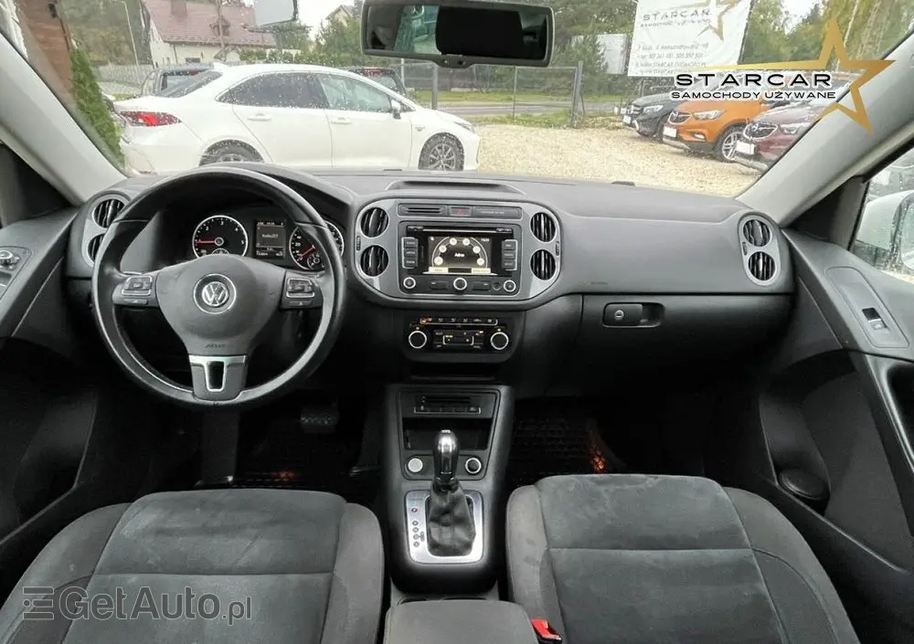 VOLKSWAGEN Tiguan 