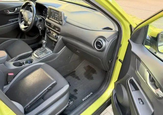 HYUNDAI Kona 1.6 CRDi Premium 4WD DCT