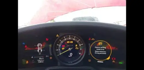 PORSCHE 911 Carrera 