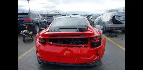 PORSCHE 911 Carrera 