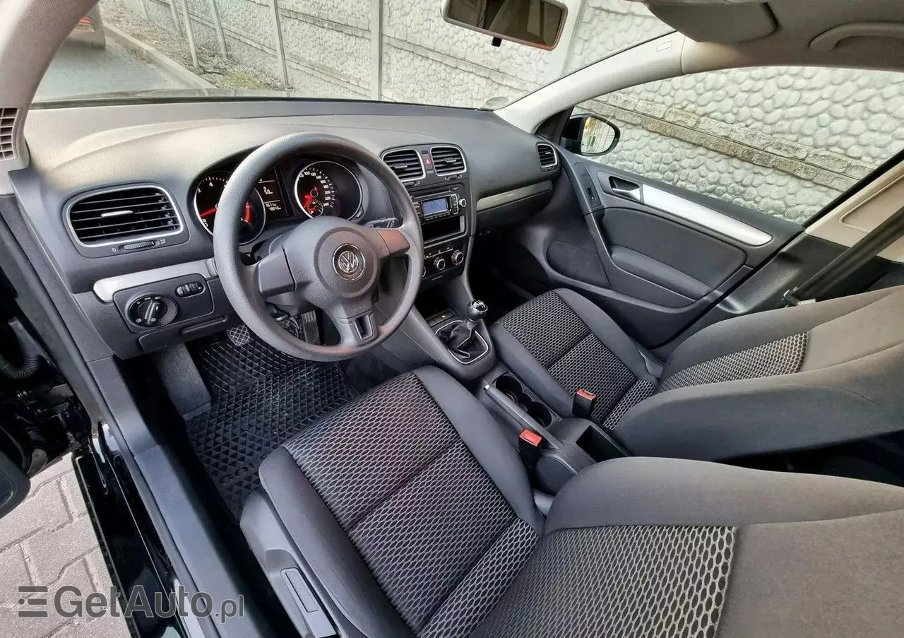 VOLKSWAGEN Golf VI 1.4 Comfortline