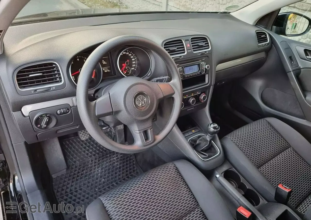 VOLKSWAGEN Golf VI 1.4 Comfortline